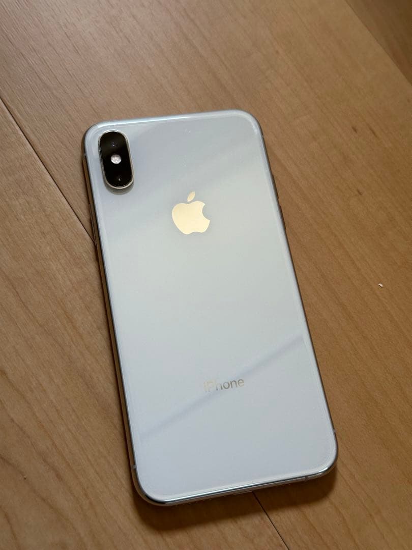 Apple iPhone Xs 64GB SIMフリー シルバー