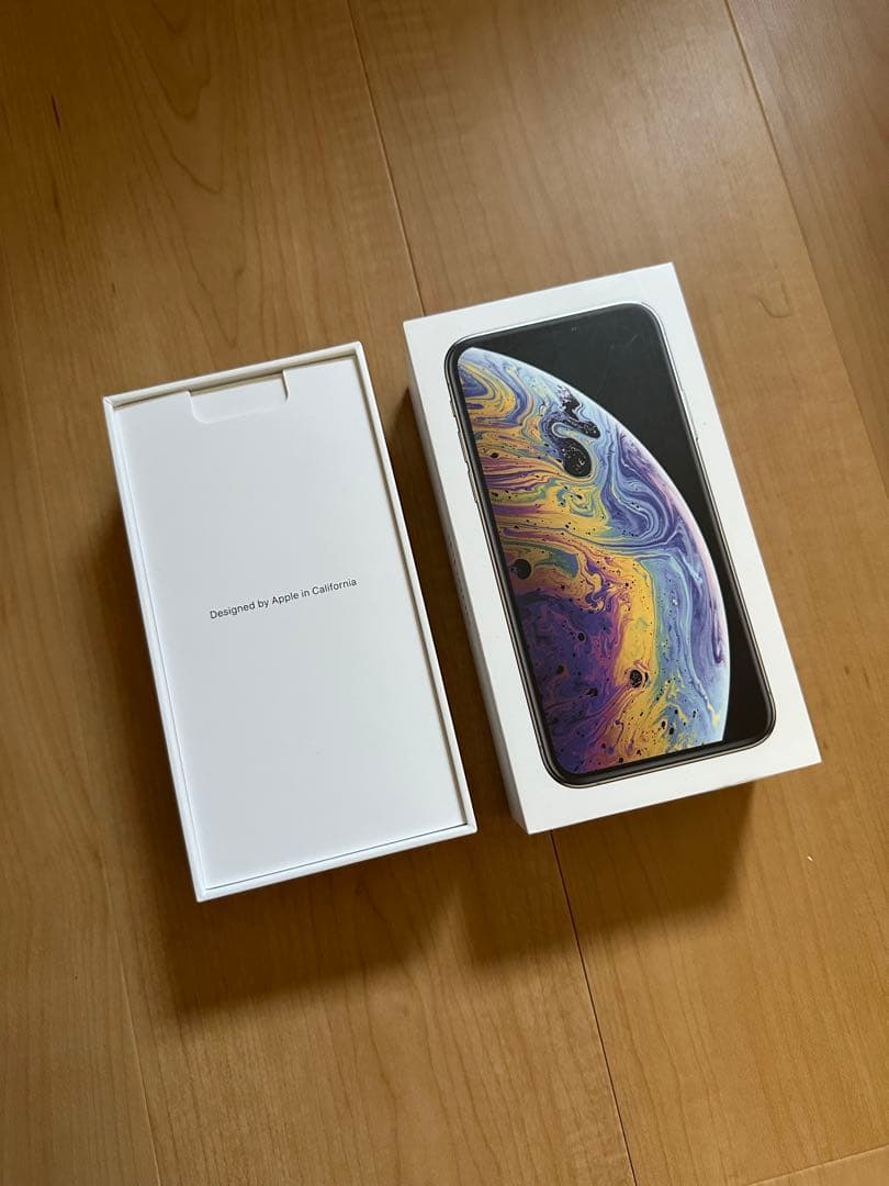 Apple iPhone Xs 64GB SIMフリー シルバー