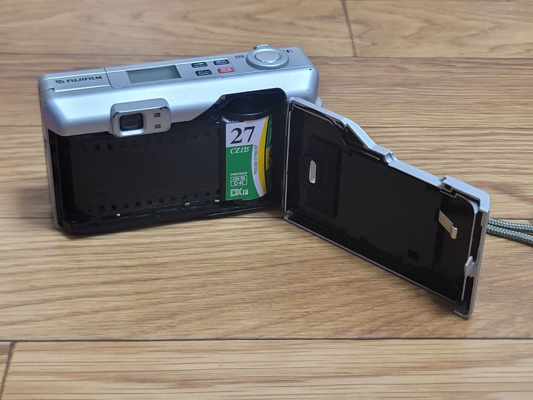 美品 FUJIFILM NATURA NS SUPER EBC フィルムカメラ