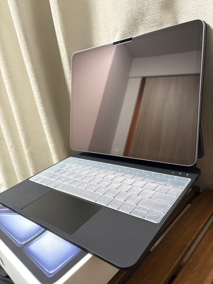 iPad Air (M2) 13インチ 256GB スペースグレイおまけ付き