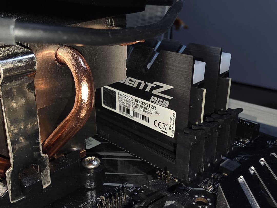 Ryzen3700x,X570phantom gaming,メモリ32gbセット