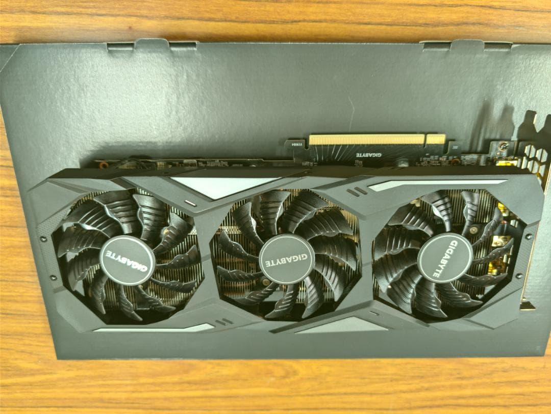 グラフィックボード・グラボ・ビデオカード GIGABYTE GeForce RTX 2070 Super Gaming