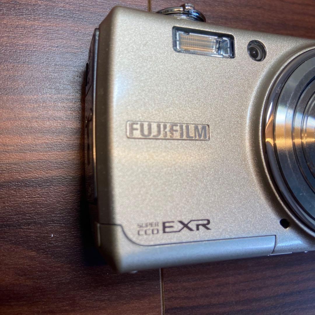 FUJIFILM FinePix F200 EXR デジカメ 4276