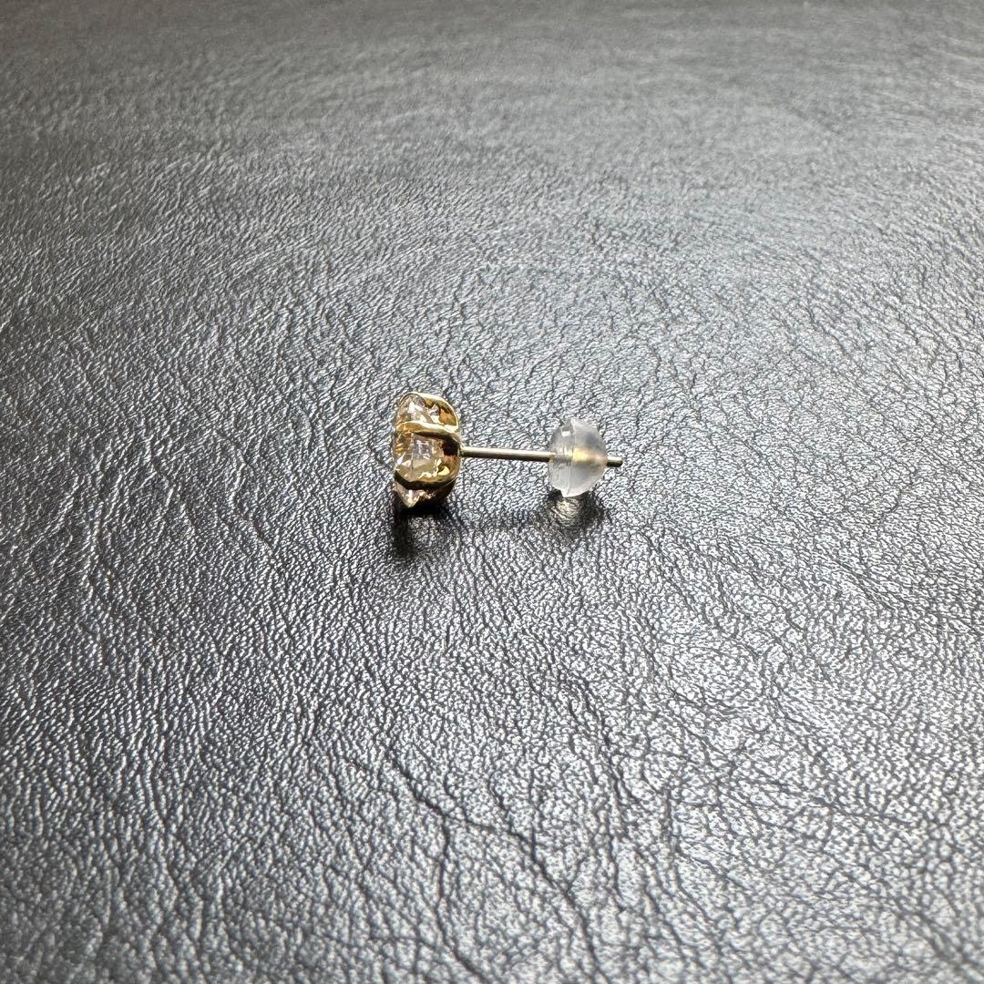 【だるま】K18 モアサナイトピアス 片耳用|8mm 1.7ct 18金