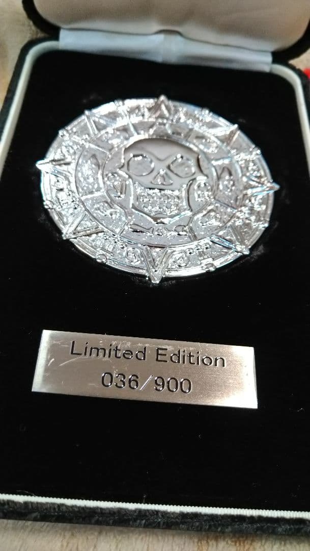 限定品！ パイレーツオブカリビアン 純銀 メダル 900個限定！ - メルカリ