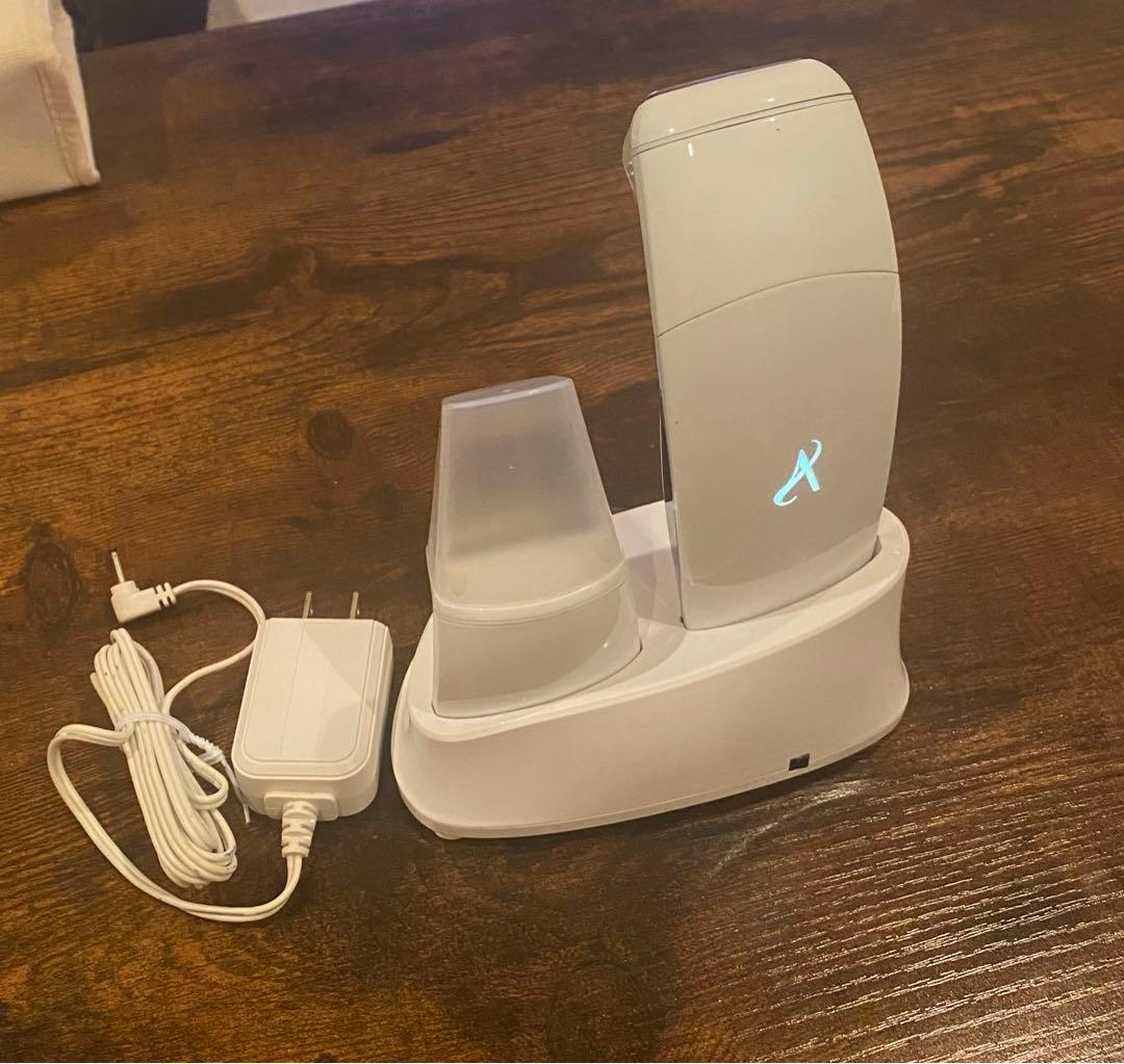 【最終値下げ】ARTISTRY ホームエステシャン美容器 充電スタンド付き