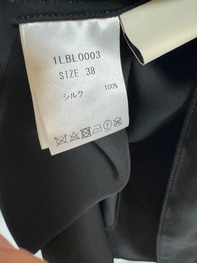 loin. シルクノースリーブ 38 ロワン タンクトップ 井川遥 ブラック