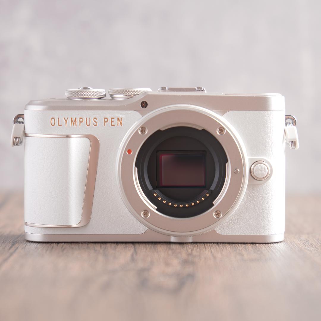 ✨ショット数323回で新品級✨OLYMPUS PEN E-PL10 10353 - メルカリ