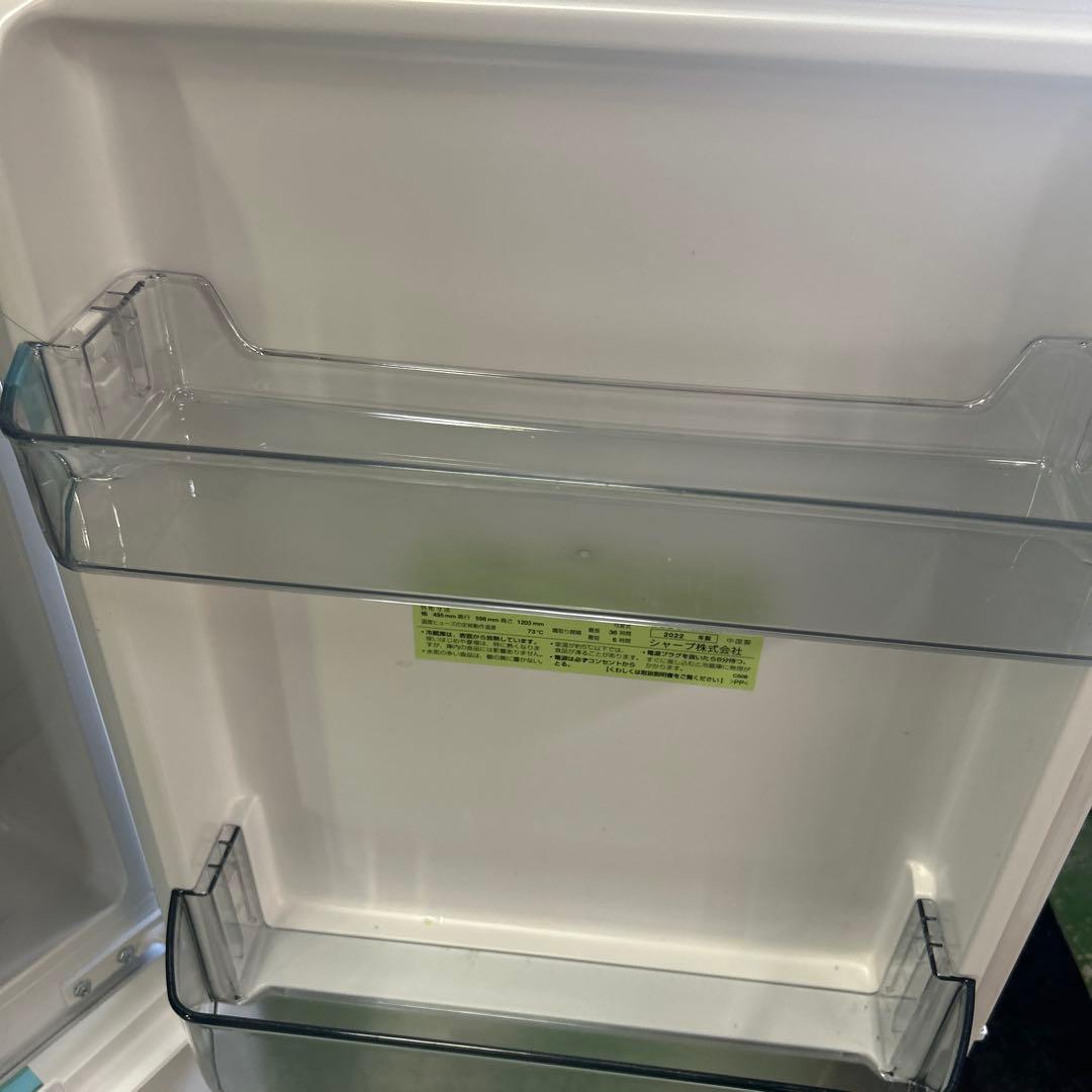 n*2様 高年式　シャープ 冷蔵庫 SJ-D15J 152L 2022年製 ホワ