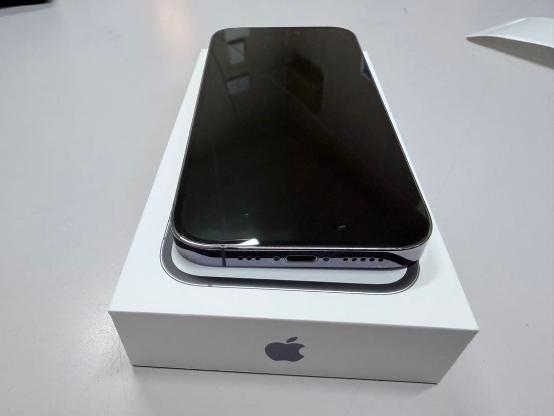 iPhone 14 Pro 256GB ディープパープル 小傷あり 本体