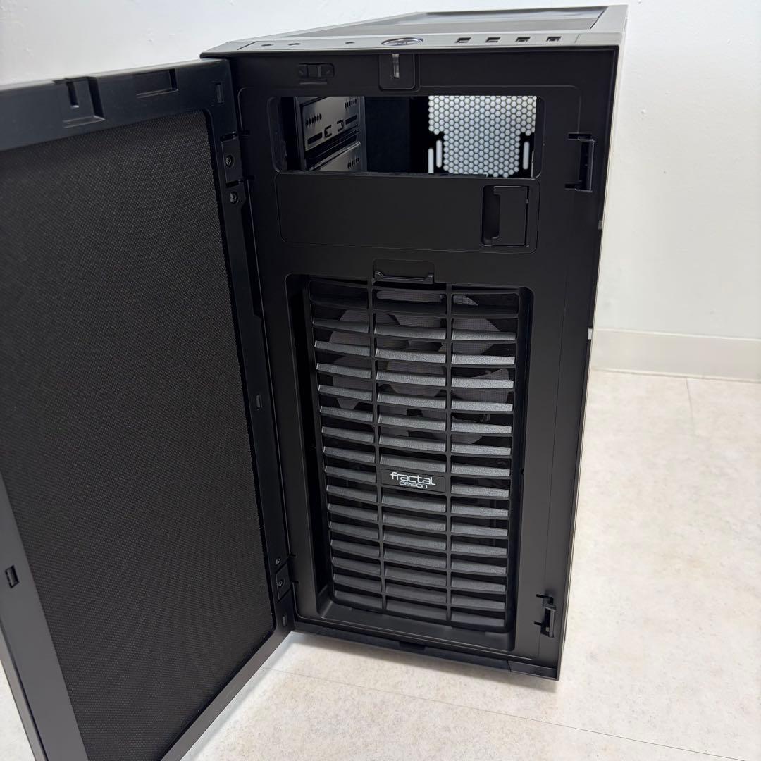 Fractal Design PCケース Define R5