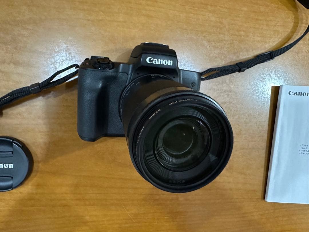 【美品】Canon EOS KISS M Wズームキット BK