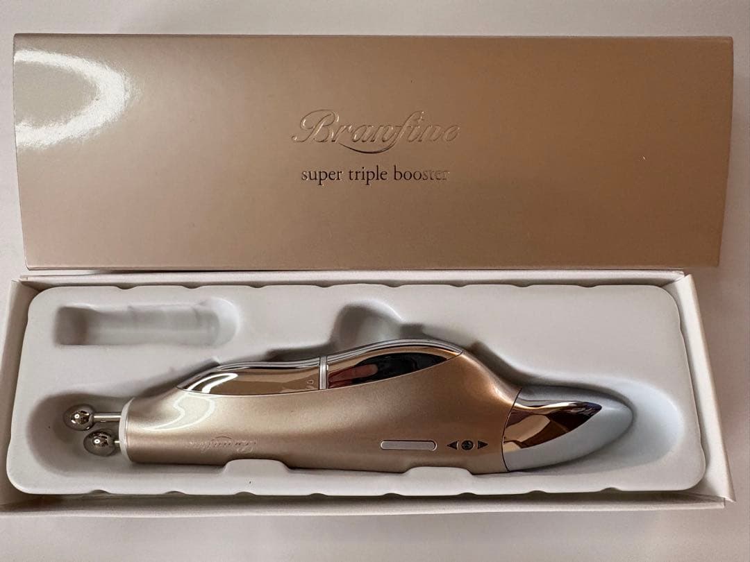 【極美品】ブランフィーネ スーパートリプルブースター EMS美顔器 ブランフィーネ スーパートリプルブースター[EMS美顔器] ブラン