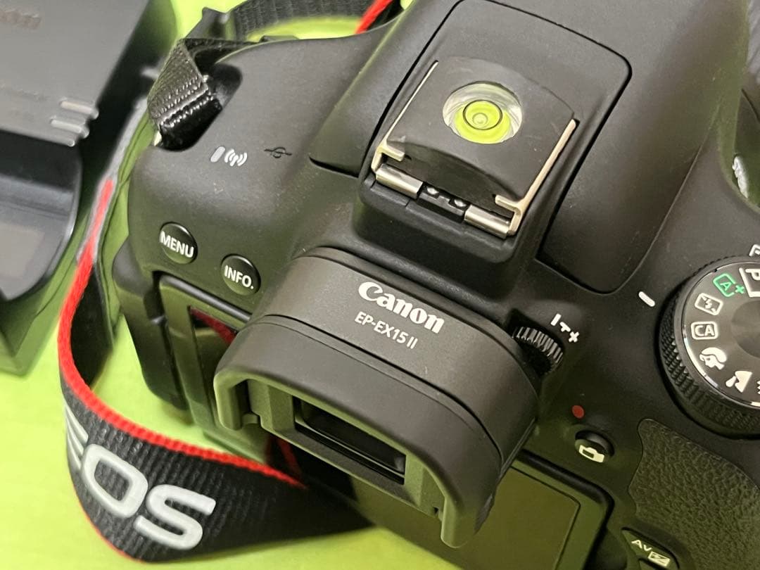 【美品】CANON キャノン EOS Kiss X8iレンズキット フルセット