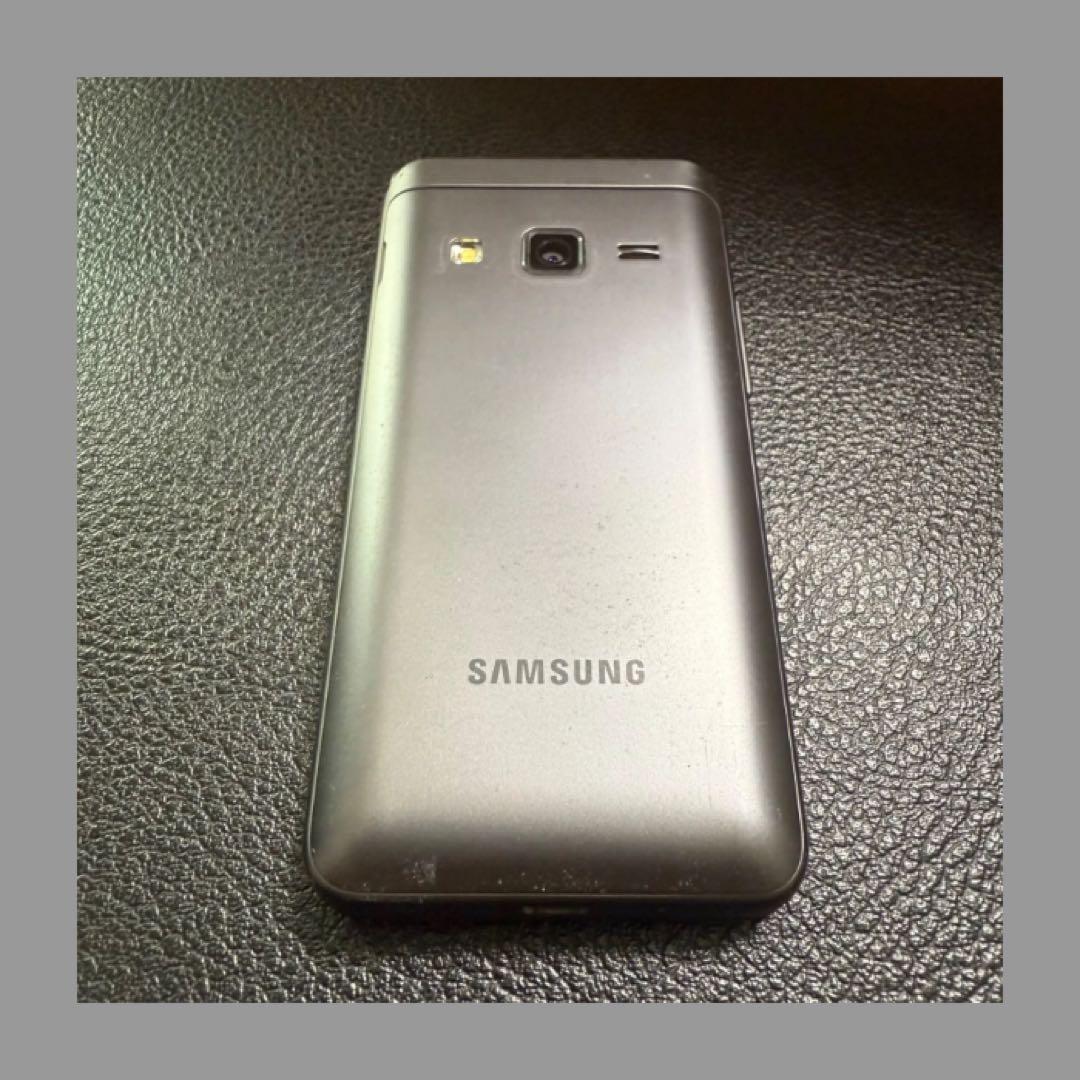 Galaxy folder 2 韓国 ガラホ Samsung サムスン - メルカリ