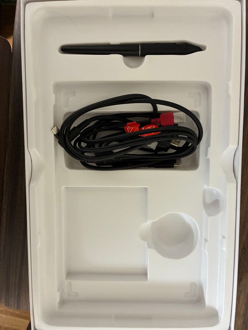 液タブ・ペンタブ HUION KAMVAS 13