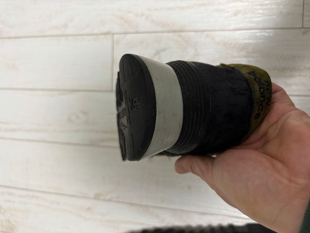 【海外限定モデル】ニューバランス M577GPK 25.5cm