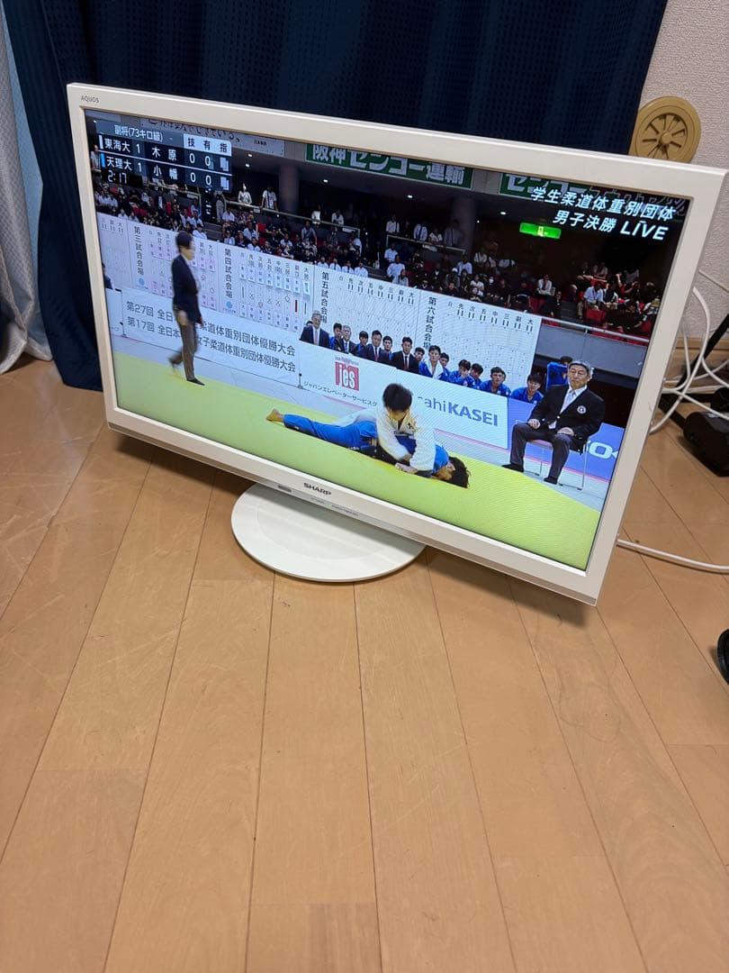 SHARP AQUOS 2T-C24AD 液晶テレビ24v型
