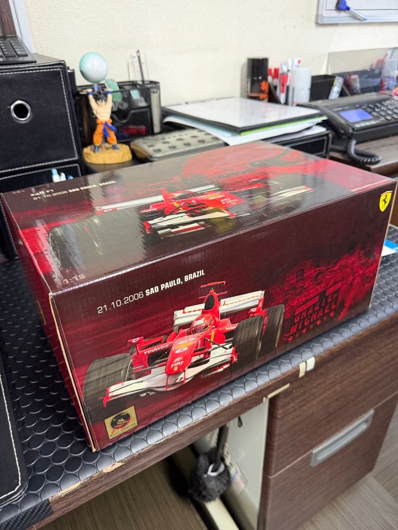 Ferrari F2006 ミニカー 1/18 2006年サンパウロGP Ferrari F2006 ミニカー 1/18 2006年サンパウロGP - メルカリ