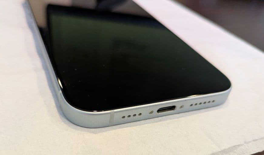 大幅値下げ‼️【美品】iPhone15 Plus 128GB Blue