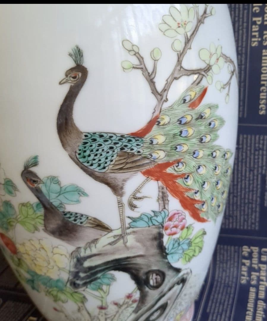 中国景徳鎮製 飾り壷 漢詩孔雀牡丹瓶 花鳥図の通販はau PAY マーケット