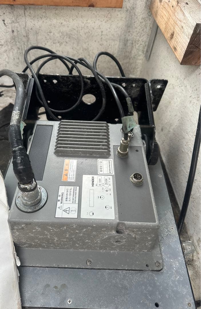 HONDEX  ホンデックス　魚探　魚群探知機　HE-1500