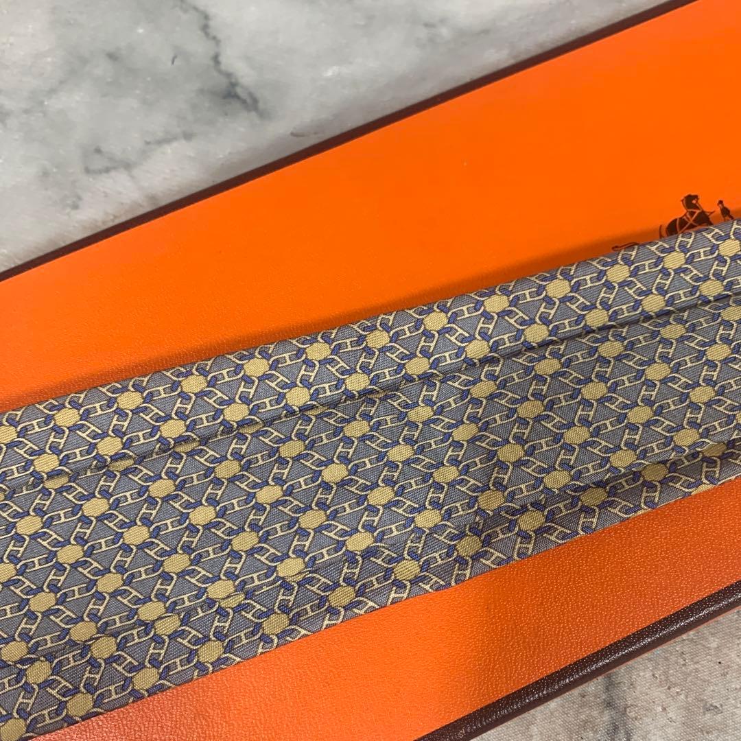 HERMES 幾何学模様 ネクタイ グレー/イエロー - メルカリ