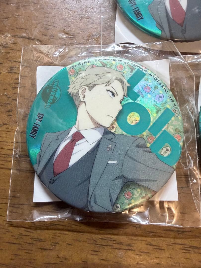 限定品】SPY×FAMILY ロイド・フォージャー 缶バッジ - メルカリ