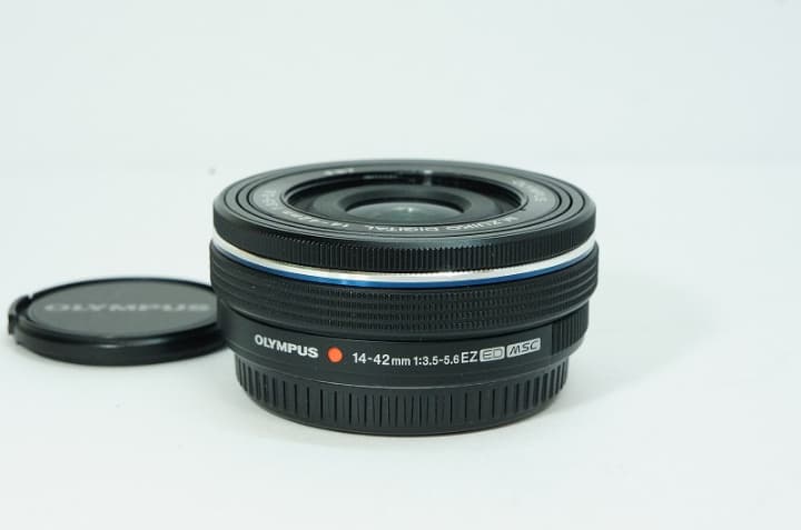 パンケーキ　OLYMPUS M.ZUIKO 14-42mm F3.5-5.6