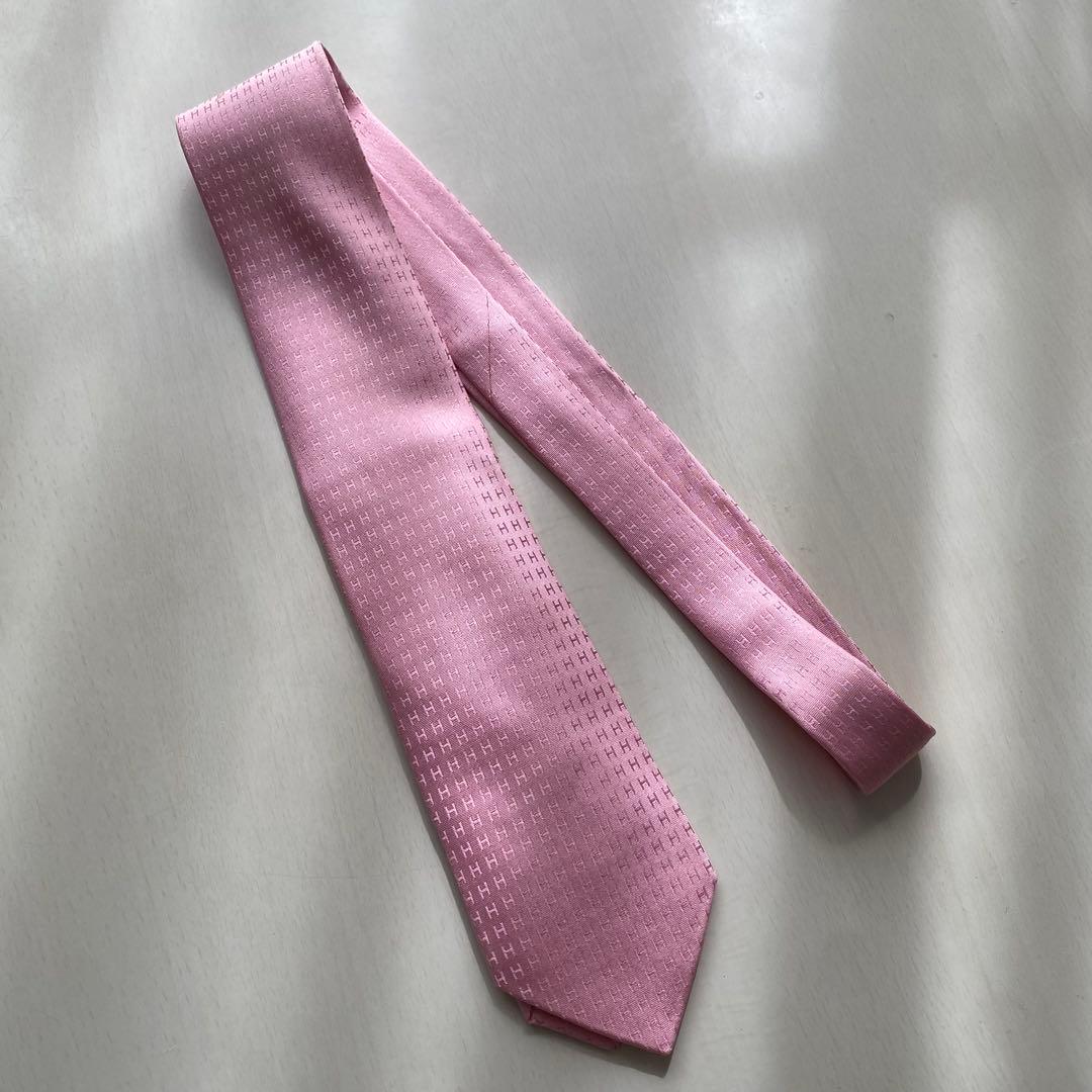 HERMES シルクネクタイ H総柄 ピンク - メルカリ