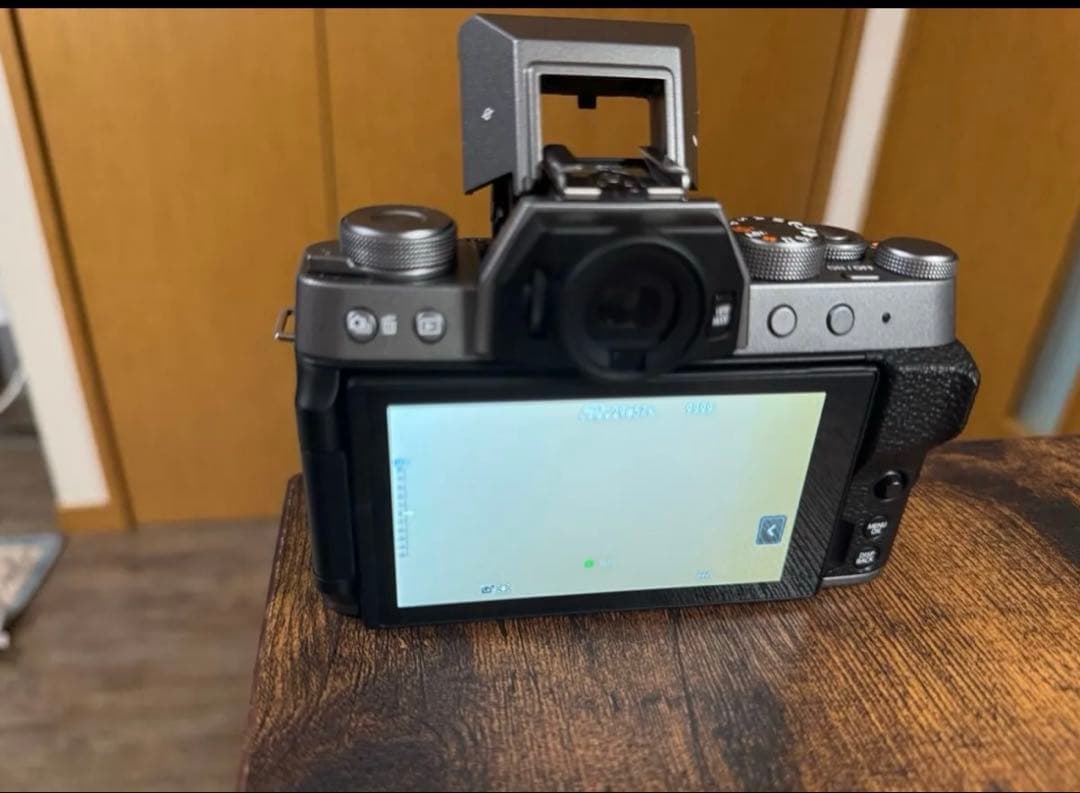 FUJIFILM X-T200 ボディ ダークシルバー ミラーレスカメラ