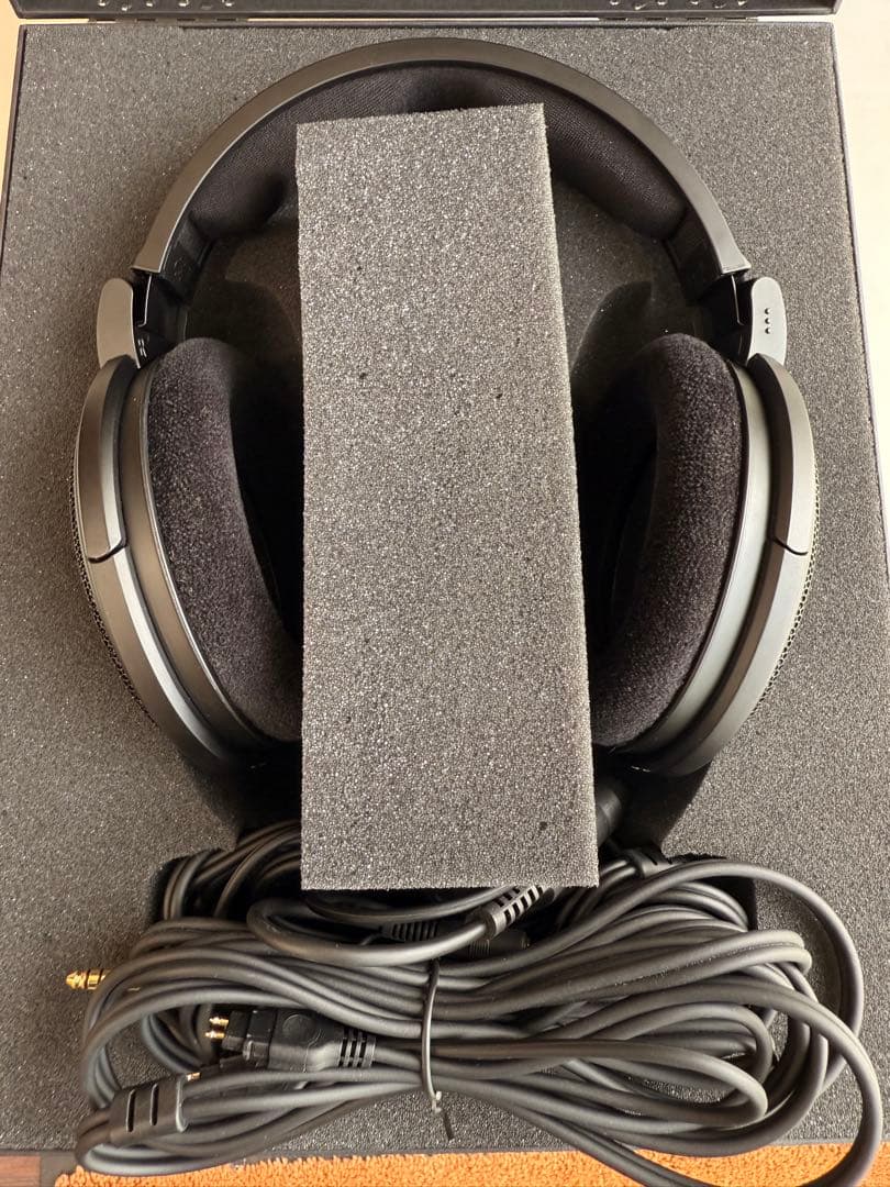 Sennheiser HD 660S ヘッドフォン　新品純正イヤーパッド付