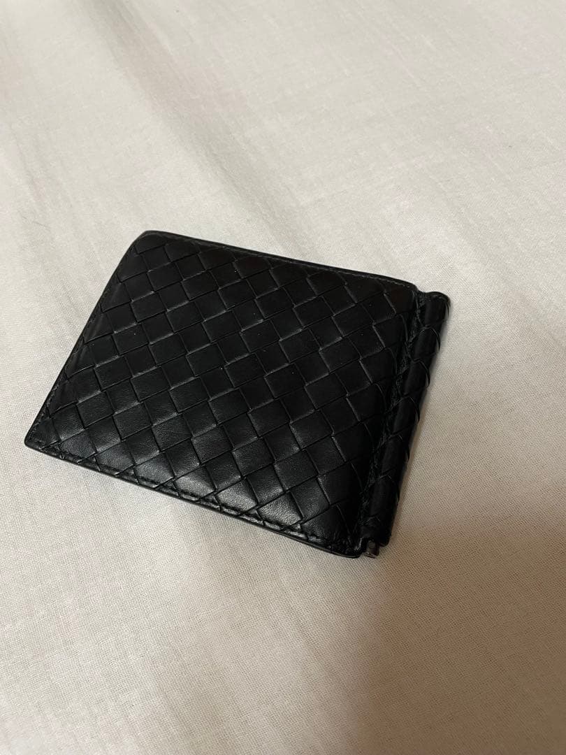 r*r様 ボッテガ 二つ折り財布　マネークリップ BOTTEGA VENETA（ボッテガ・ヴェネタ） マネークリップ付き 二つ折り
