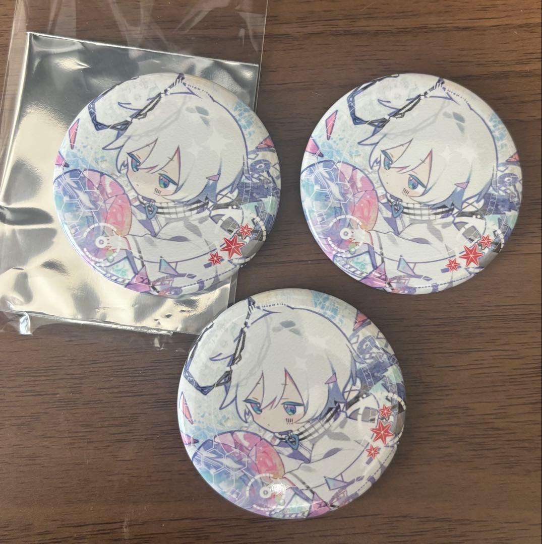 まふまふ 缶バッジ 最果てのユニバース - メルカリ