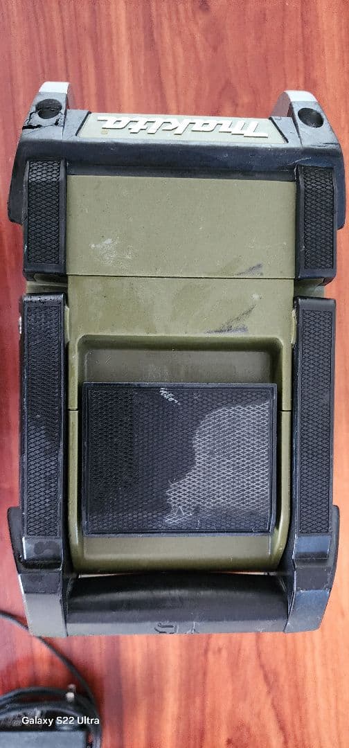 MR005G マキタ　ラジオ　Bluetooth