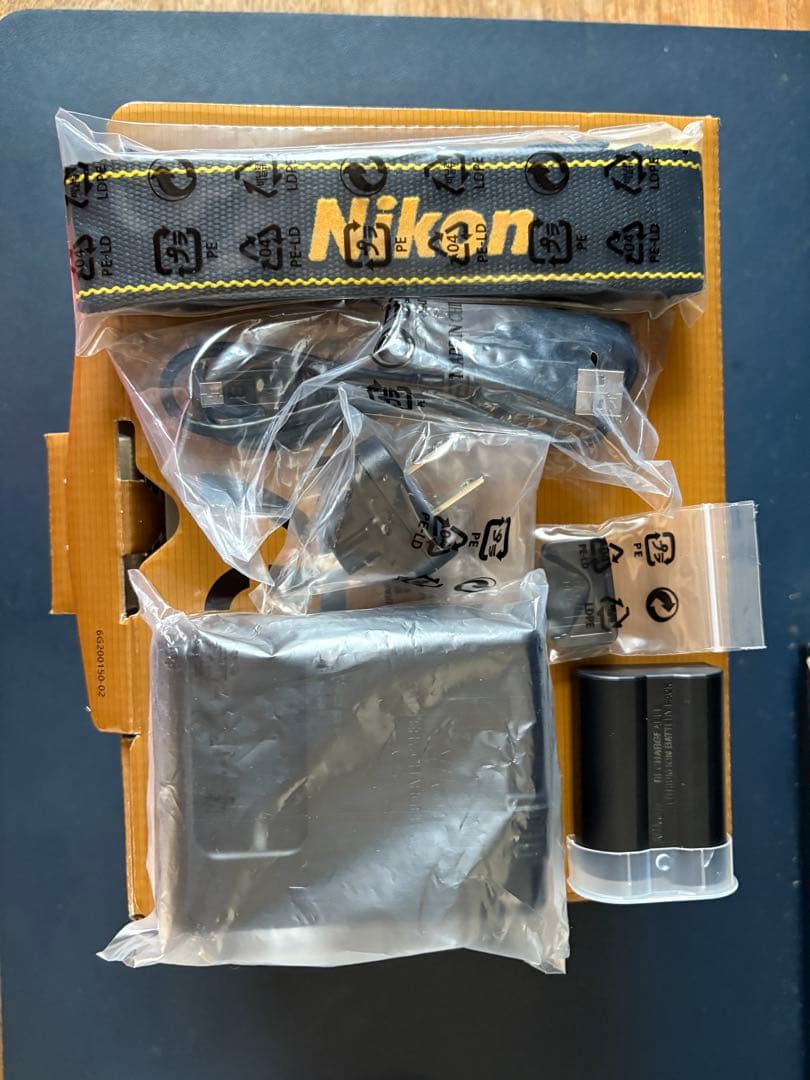 【程度極上・メーカー保証約2年付き】Nikon D7500 ショット数600枚