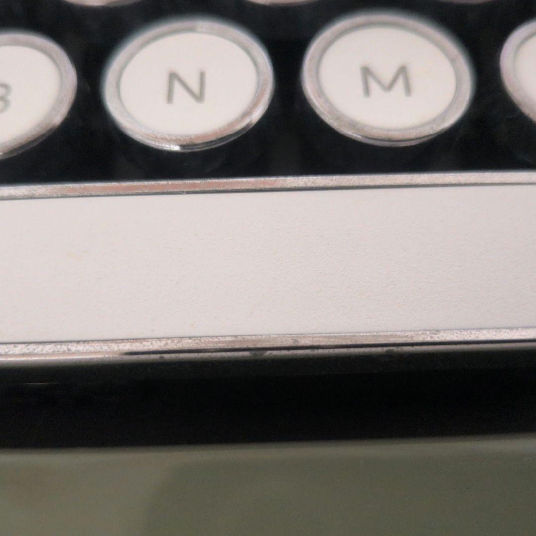 PENNA レトロタイプライター風キーボード（ワイヤレス）