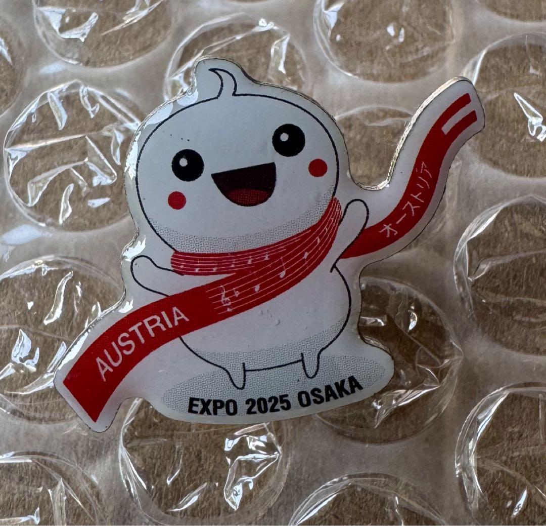 初期版！！ 大阪・関西万博 オーストリア館 赤白赤 ピンバッジ ピンズ