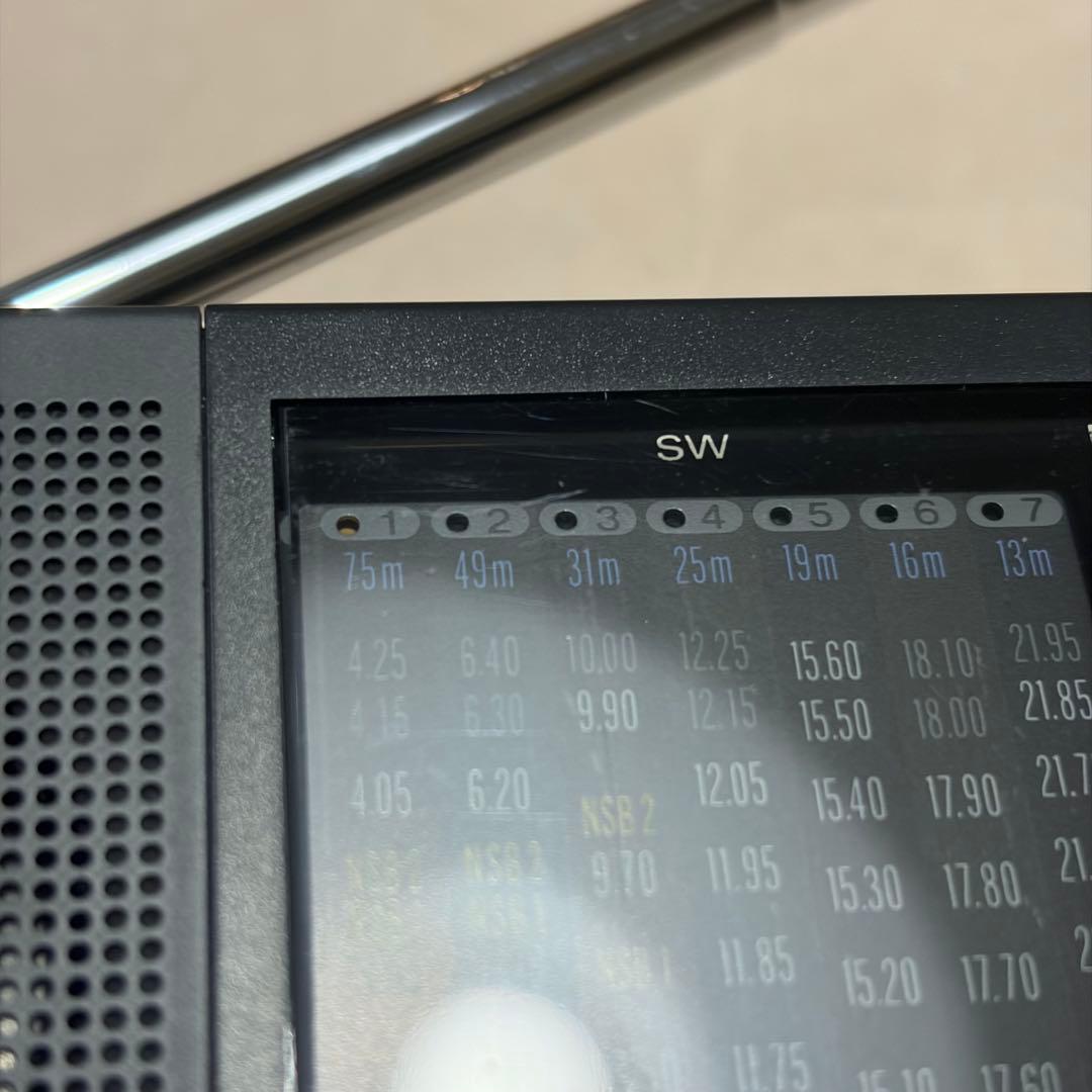 FM/SW/MW バンドレシーバー (ICF-SW22)