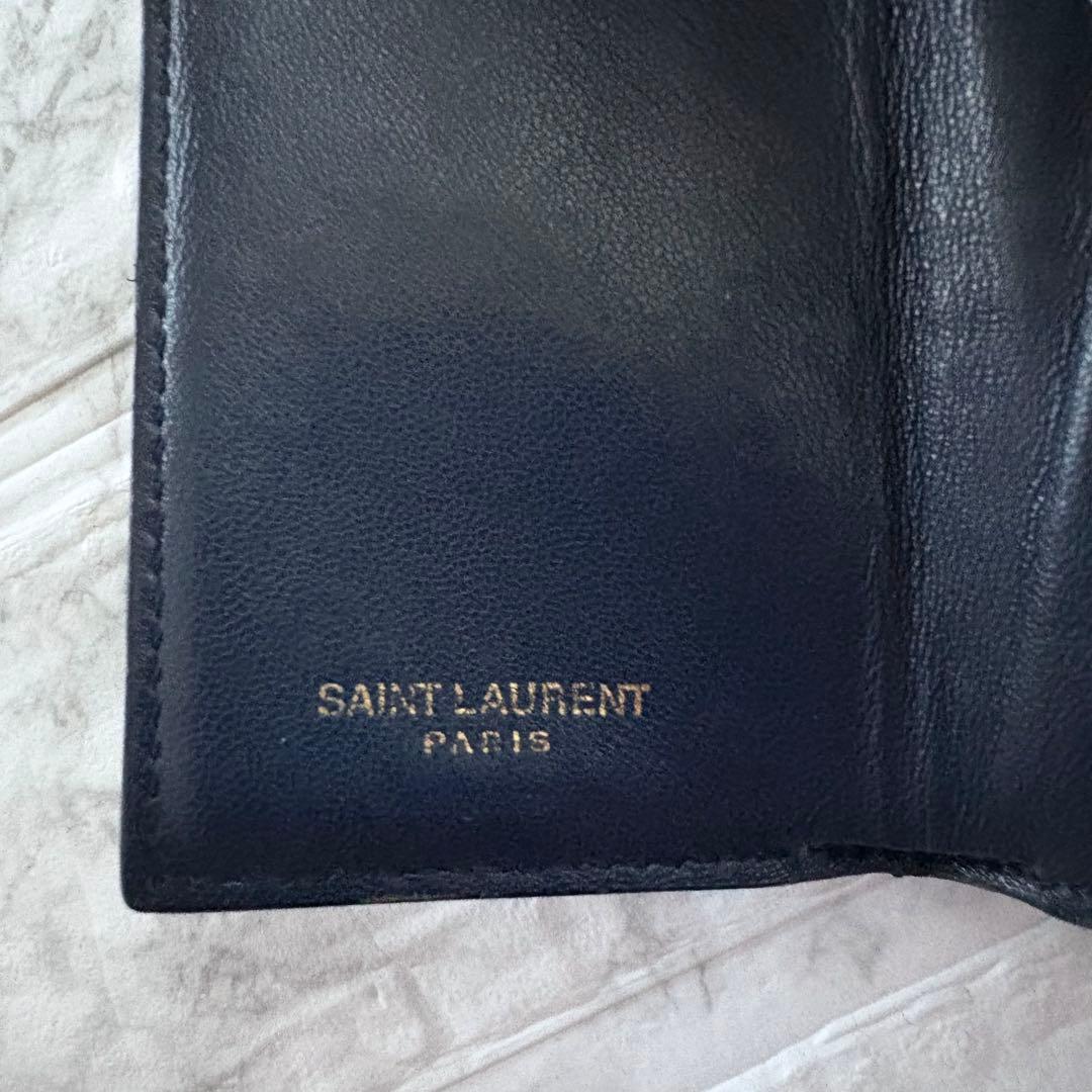 YSL サンローラン ネイビー レザー 三つ折り財布 ゴールドロゴ - メルカリ