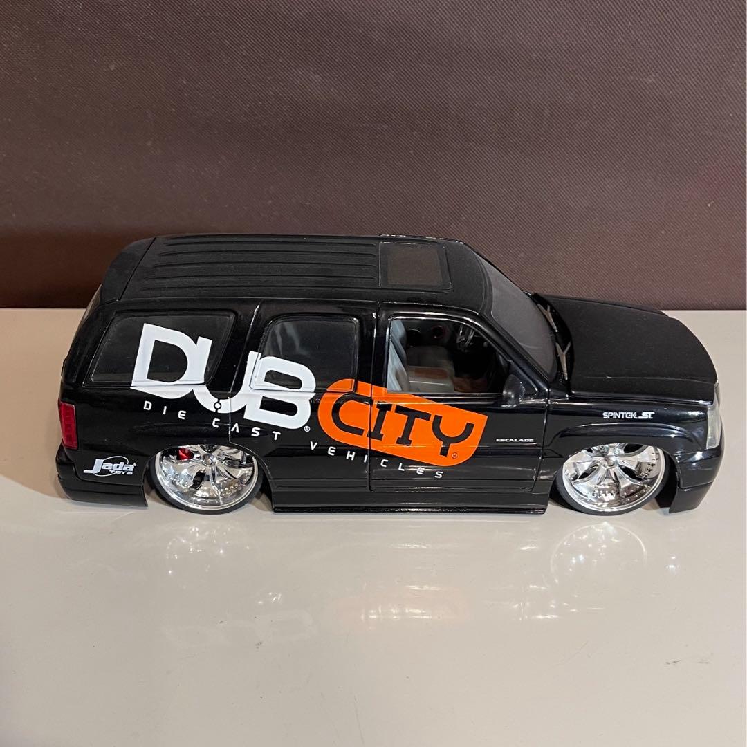 jada 1/18 CADILLAC ESCALADE DUB CITY - メルカリ