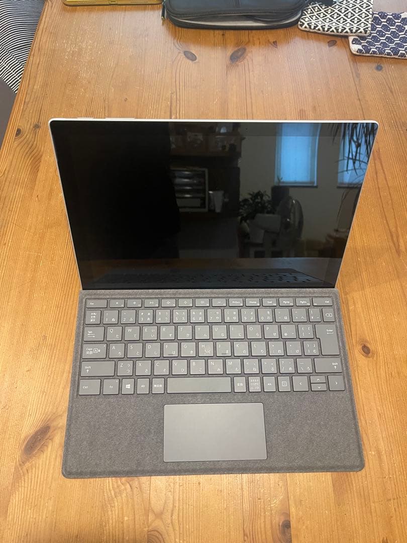 surface pro7+/ i3/8/128 ケースあり