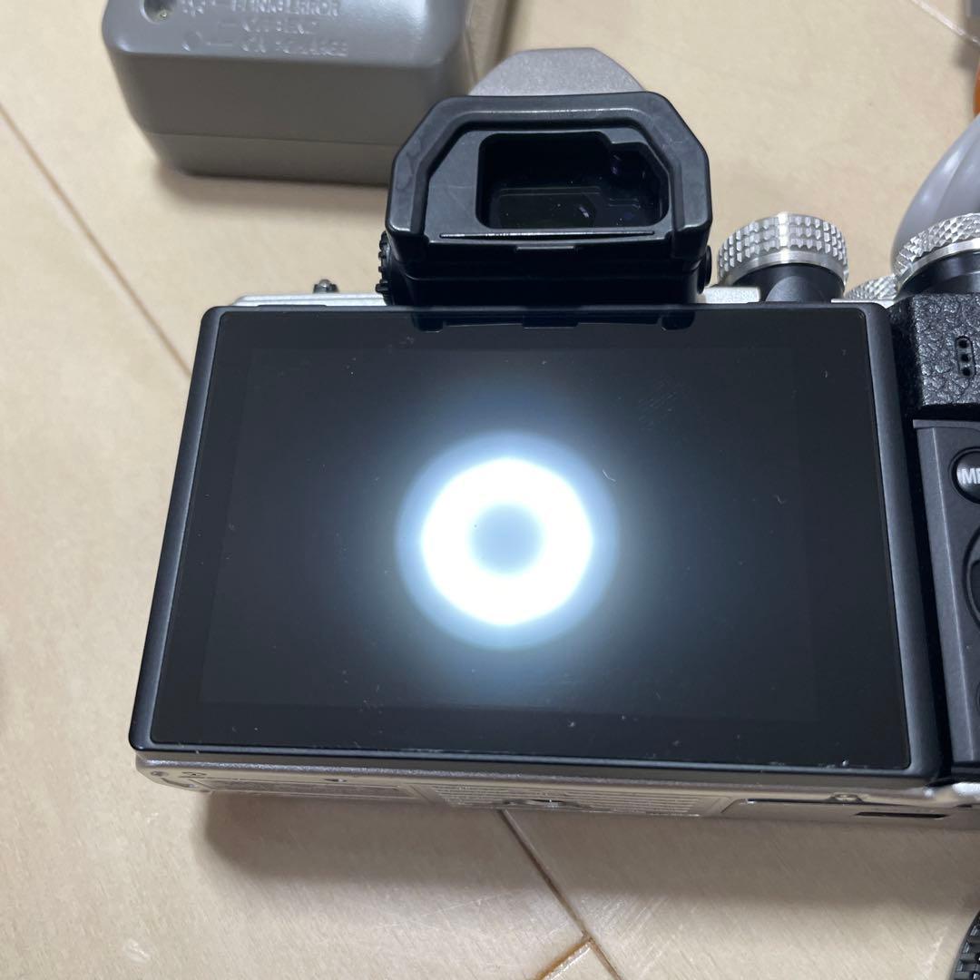 OLYMPUS OM-D E-M10Ⅱ ジャンク品　本体美品