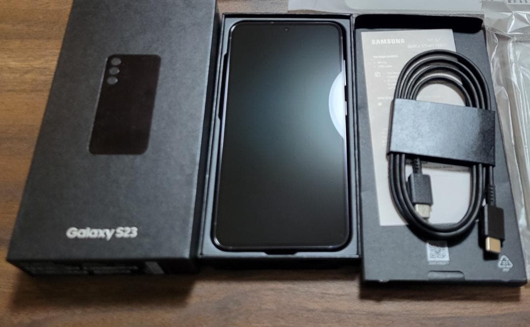 新品未使用 Samsung Galaxy S23 ブラック おまけつき