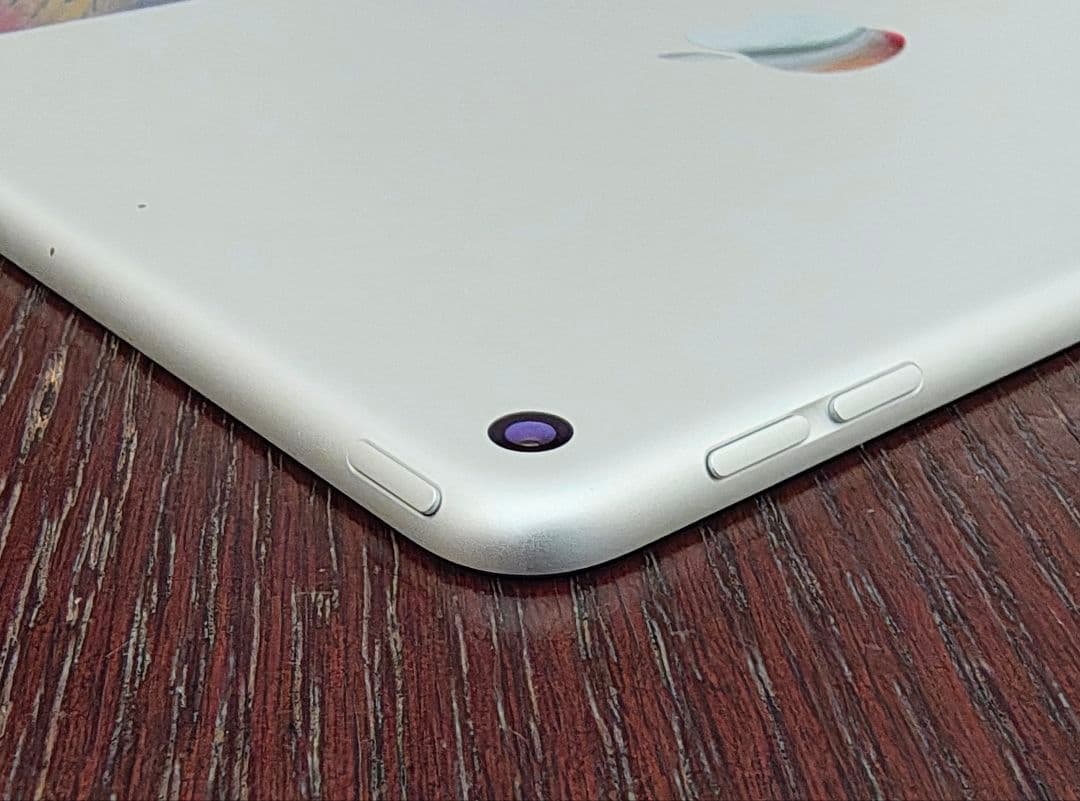 バッテリー95%【iPad mini 5世代 64GB WiFi】充放電106回 - メルカリ