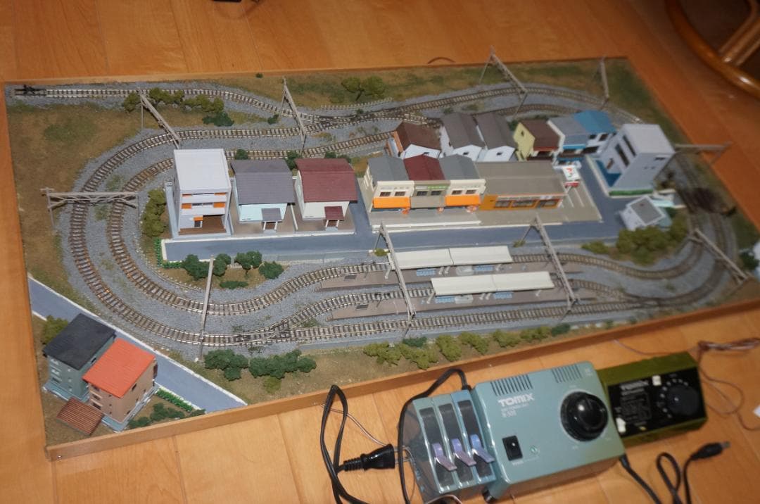 小型複線レイアウト 超コンパクトジオラマ 7月14日まで - メルカリ