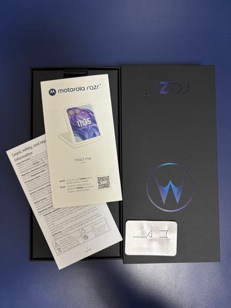 Motorola razr+ 2024 (US版razr 50 ultra)