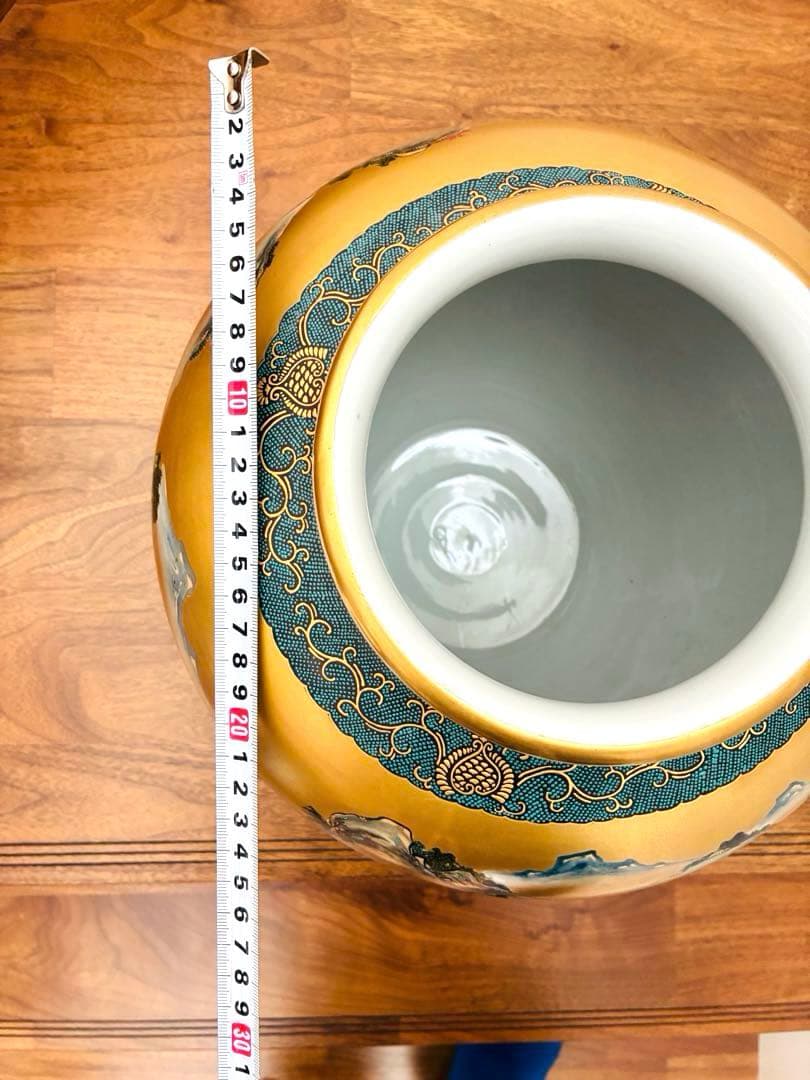 九谷焼】大きな花瓶（壺） 金箔装飾 九谷松月作 共箱付 - メルカリ