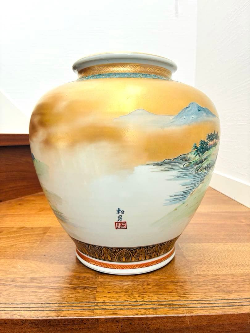 九谷焼】大きな花瓶（壺） 金箔装飾 九谷松月作 共箱付 - メルカリ