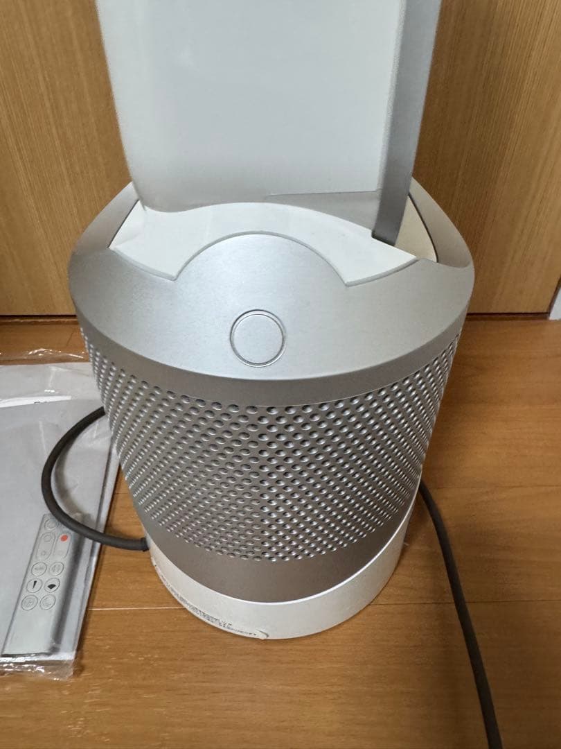 Dyson ダイソン　HOT+COOL HP03 空気清浄機能付ファンヒーター